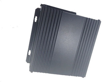 HD μαύρο κουτί DVR, όργανο καταγραφής αυτοκινήτων οχημάτων 4 καναλιών SD dvr με το ΠΣΤ για τη διαχείριση στόλου