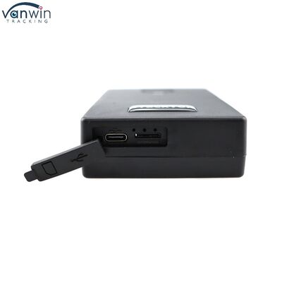 Οχήμα GPS Tracker Ασύρματος φορητός σχεδιασμός Δυνατή μαγνητική προσρόφηση και παρακολούθηση σε πραγματικό χρόνο μέσω 4G APP